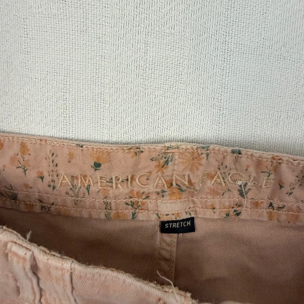 American Eagle Women 0 Dusty Rose Utility Shorts High Rise Raw Hem Stretch 1270
